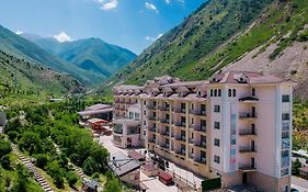 Jannat Resort